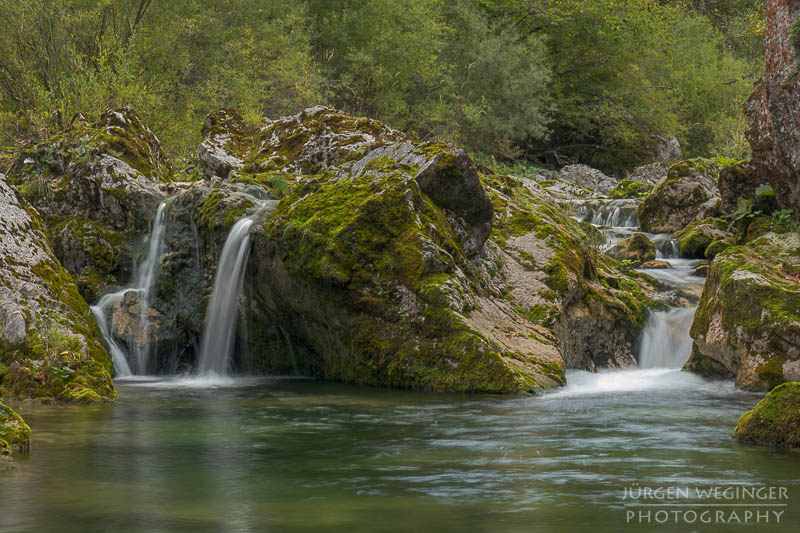 herbstlandschaft, ötschergräben, naturpark ötscher tormäuer, österreich, mostviertel, goldener herbst, laubwald, naturfotografie, landschaftsfotografie, flusslandschaft, österreichische natur, fotografie im herbst, niederösterreich, naturschönheiten, wasserfälle