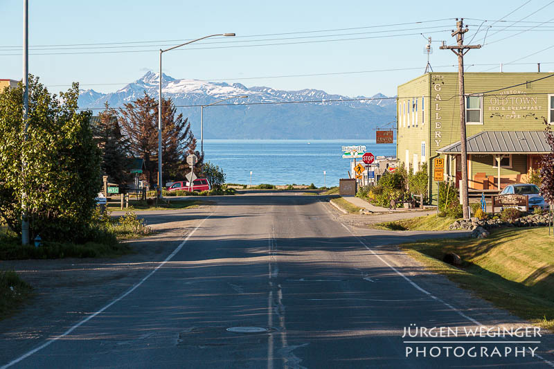 Historischer Old Town District in Homer mit Blick auf die Berge